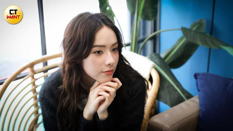 林奕嵐談起理想型,希望對方要誠實、幽默、懂她的笑點、情緒要穩定。(圖/侯世駿攝)