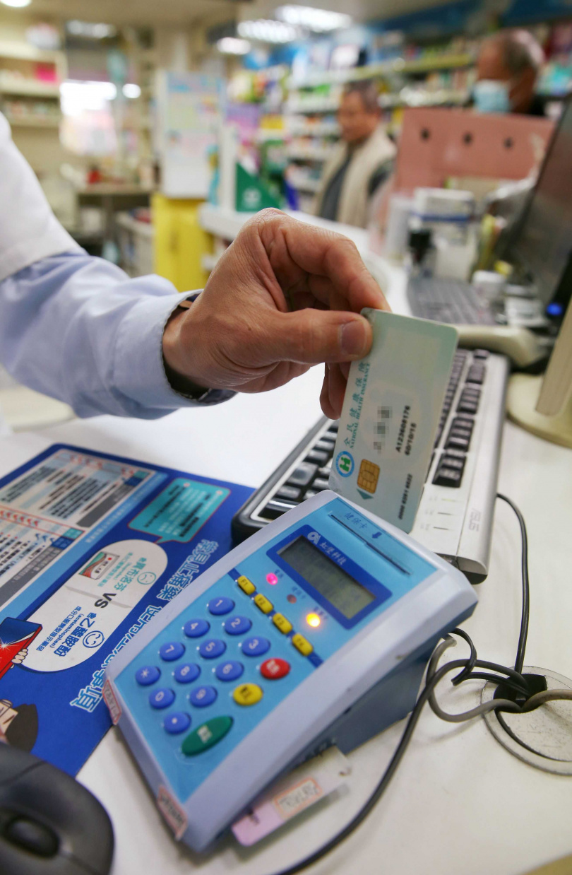 剛剛歡慶30週年的台灣健保，雖然舉世聞名，但複雜結構衍生的各種問題也陸續浮現，包括醫護血汗、人力吃緊，都牽動著國人健康權益。（圖／報系資料照）