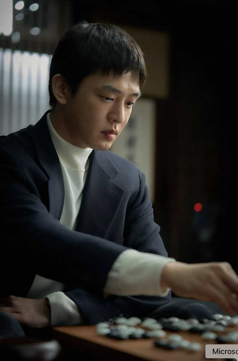 劉亞仁在《終極對弈》飾演圍棋界天才少年李昌鎬,也是他爆出負面新聞後少數有上映的新作品。(圖/翻攝自韓網)