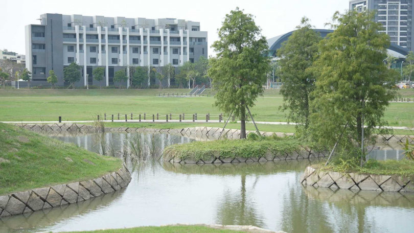 規劃滯洪池與綠地系統，恢復草潭埤調節水量功能，強化區域韌性。（圖片／CTWANT）