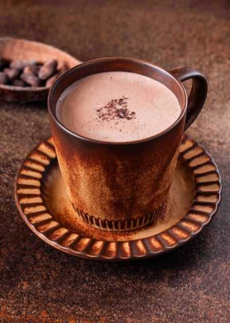 東方美人茶熱巧克力飲。（圖片提供／客家委員會）