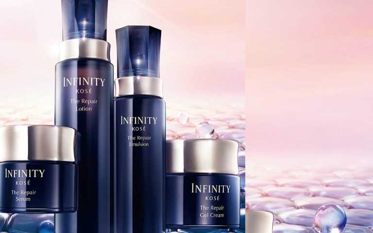 KOSE 高絲 INFINITY 無限肌緻 逆時肌密系列，包括抗皺露 180ml / 2,180元、抗皺精華 40g / 3,400元、抗皺乳 135ml / 2,180元。（圖／品牌提供）
