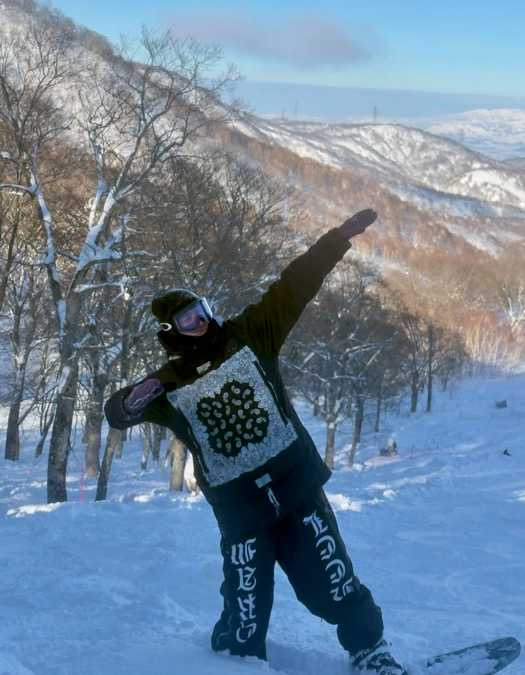 因為形象受重創,祝釩剛淡出演藝圈,今年初透露在當滑雪教練及經營雪服店。(圖/翻攝自祝釩剛IG)