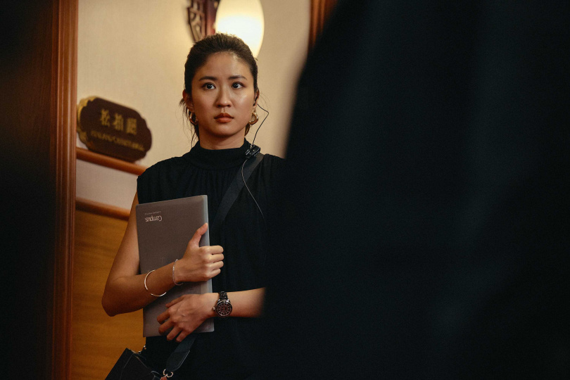 9m88形容在《雙囍》中飾演的婚顧算是某種程度上的「旁觀者」。（圖／水花電影提供）