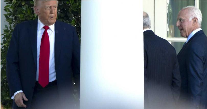 川普就任百日，民調支持率創新低。（圖／達志／美聯社）