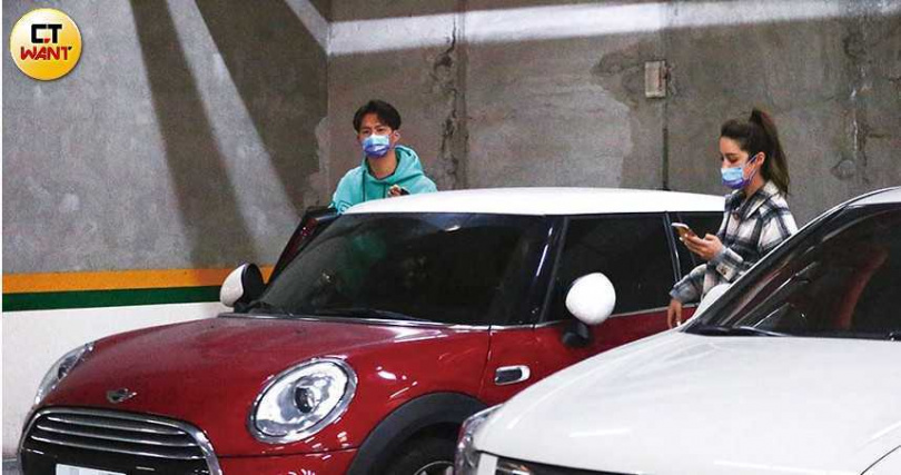 本刊過去曾捕捉到莫允雯和吳念軒深夜相約去按摩（圖／本刊攝影組）