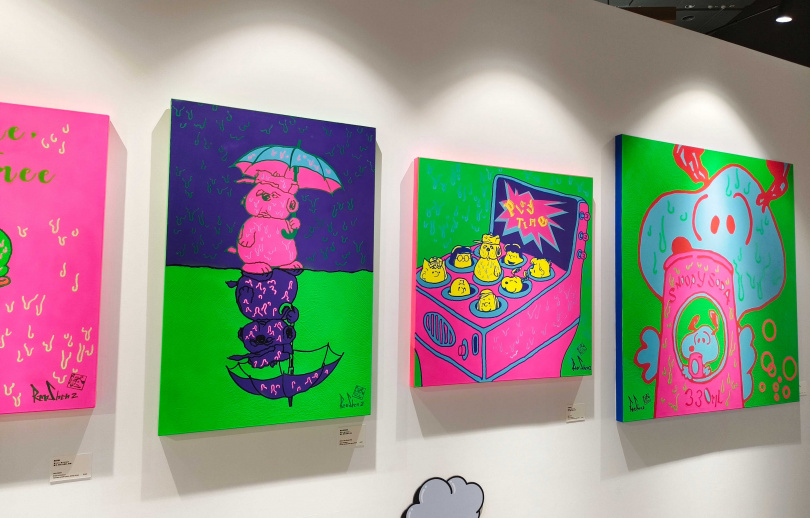 台灣藝術家人申二的畫作以史努比與他的夥伴們為靈感來源。(圖/魏妤靜攝)