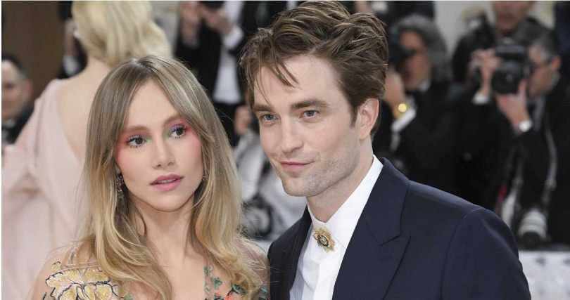 蘇琪沃特豪斯與未婚夫羅伯派汀森公開亮相。