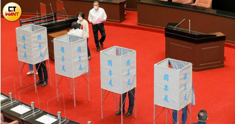 國家通訊傳播委員會委員須由行政院長提名，經立法院同意後任命之。（圖／黃耀徵攝）