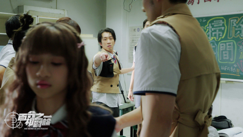 陳漢典（中）為緩頰現場，被宋偉恩嗆。（圖／映底子國際傳媒股份有限公司提供）