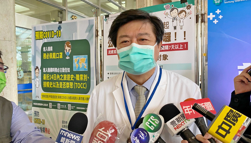 沈炯祺過去被抓包明明在台中豐原醫院看診，卻同時在中榮進行腦膨出手術，被抓到手術為豐原醫師張正一代刀。（圖／報系資料照）