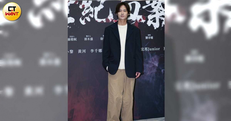 夏騰宏此次飾演林義雄,坦言負擔很大。(圖/蘇聖倫攝)