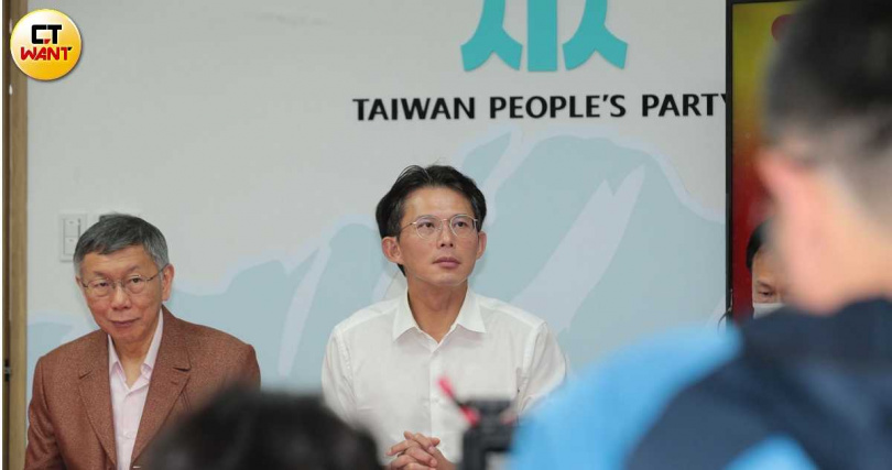 針對美方就3項軍售案下達通牒期限，黃國昌表示，台灣有需要的軍購品項就會支持。（圖／周志龍攝）