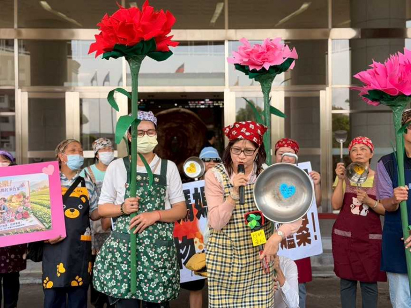 名間鄉不少媽媽希望能有個安心的母親節。（圖／翻攝自督政盟群組）