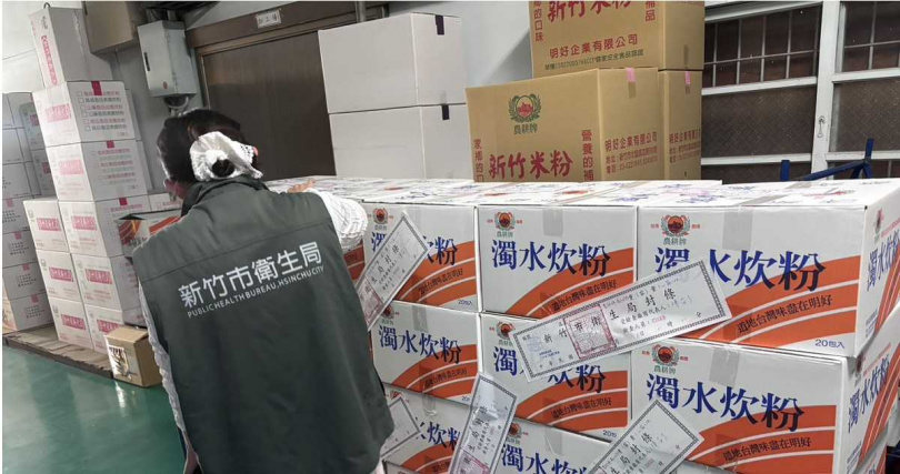 炊粉食安事件引發家長關注,新竹市府表示,全市校園午餐使用食材已完成逐校、逐批查核。(圖/新竹市政府提供)