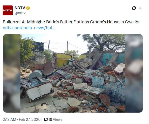 怪手進入村莊後，數分鐘內將新郎家住宅夷為平地。（圖／翻攝自X，@ndtv）