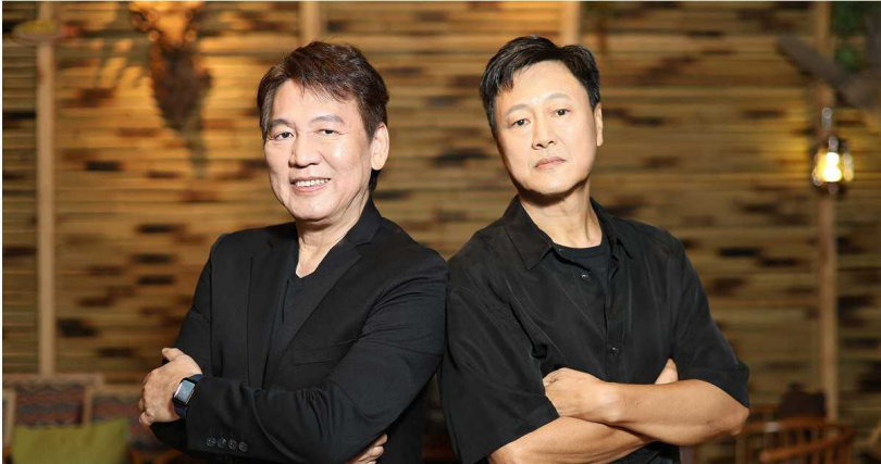 高明駿(右)與恩師林國榮一起受訪。(圖/ 宇禾數位提供)