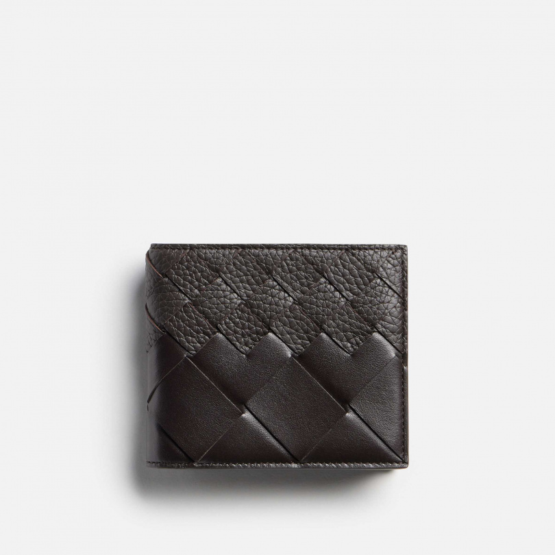 Bottega Veneta Intrecciato 漸層編織皮革短夾／24,800元（圖／品牌提供）