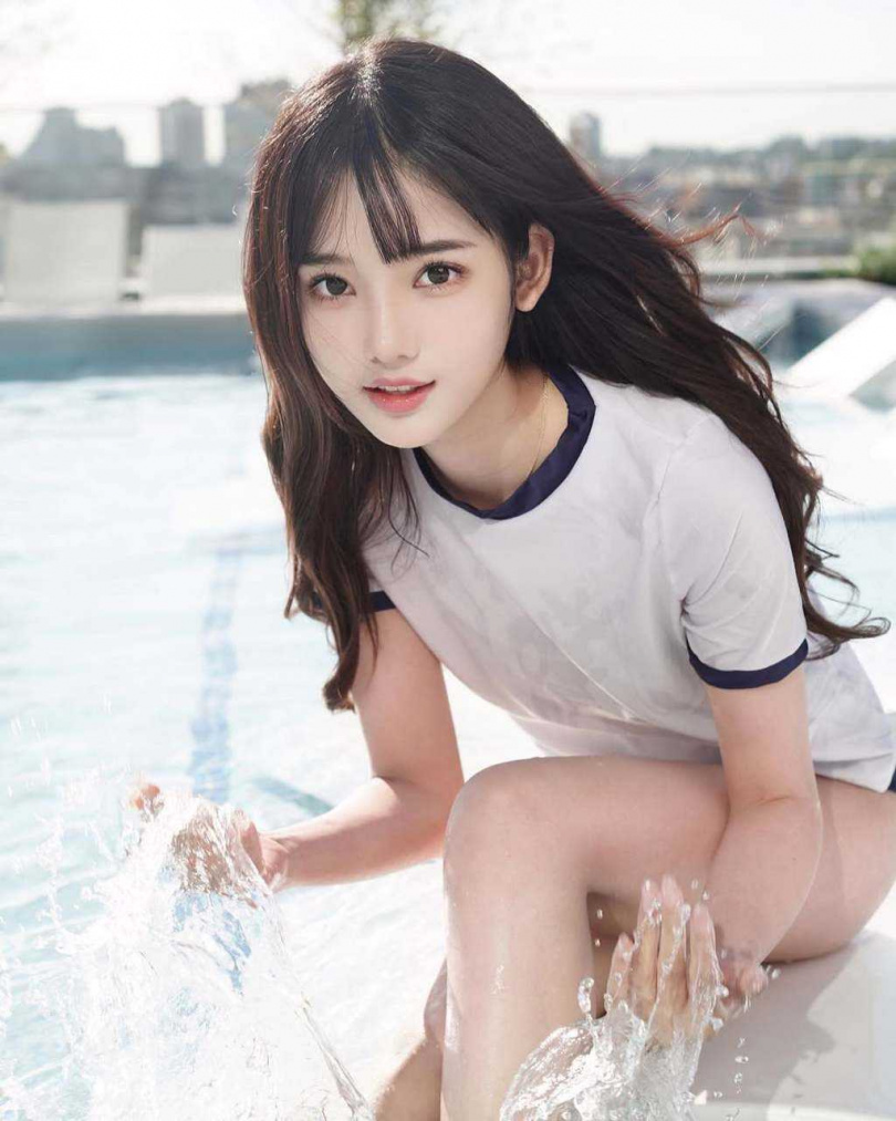 林俊傑認愛小他20歲的廣東模特兒網紅「七七（Annalisa）。（圖／翻攝自AnnalisaIG）