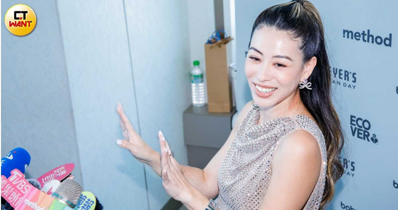 蔡詩芸分享婚姻保鮮術。（圖／趙文彬攝）