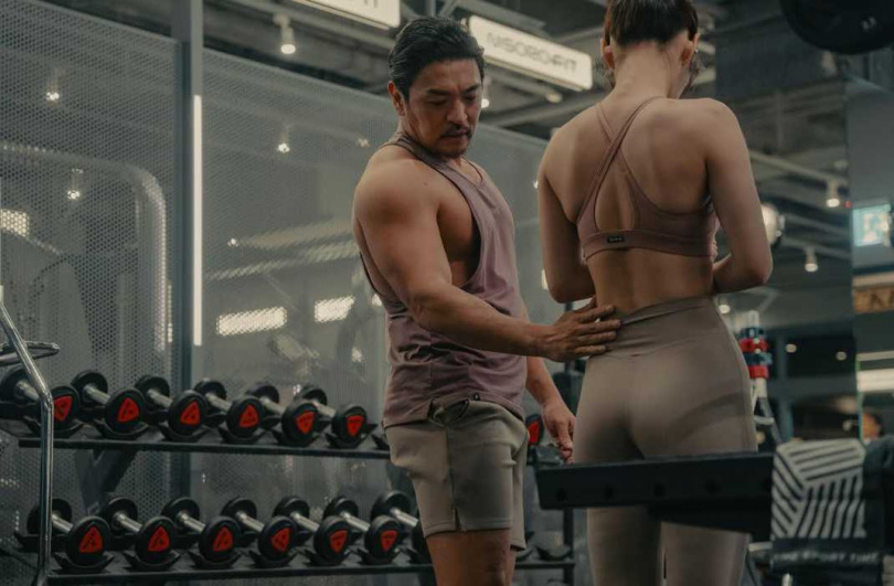 夢多演出自戀狀態最困難。（圖／六魚文創）