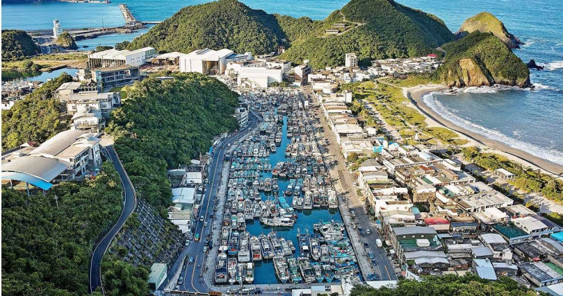 宜蘭南方澳地區不少漁船面臨「漁船上架場」不足、修繕牛步沉痾待解。（圖／報系資料照）