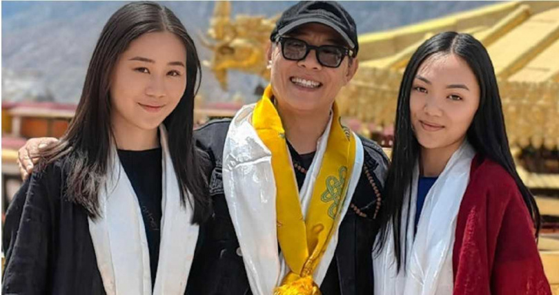 李連杰去年接受手術後,網路曾出現「移植心臟」、「全身換血」等傳聞,但已遭本人否認。(圖/翻攝自IG,@jetli)
