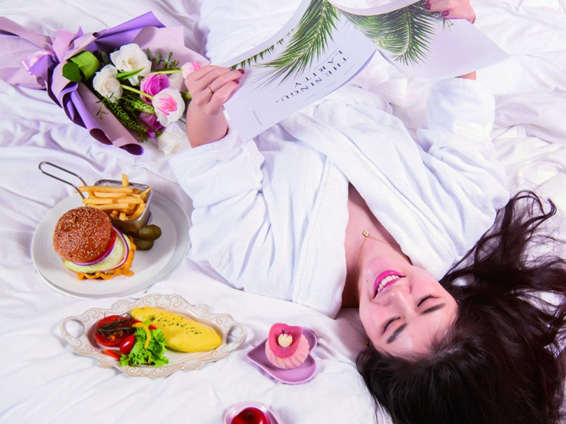 選擇「香戀時刻」情人節寵愛假期可享房內雙人早餐，在浪漫氛圍中展開美好一天。（圖／台北遠東香格里拉提供）