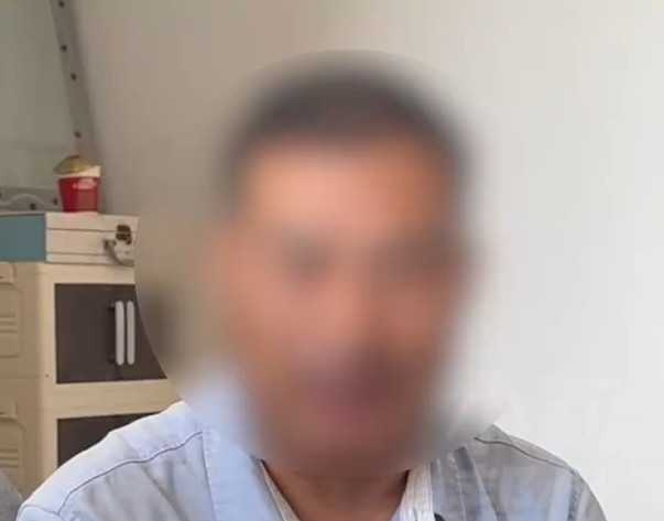 馬男接到自稱是客服的電話，結果是詐騙。（圖／翻攝自微博）