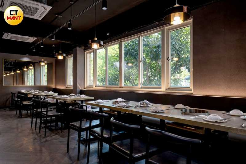 烽味正宗潮汕火鍋首店開在南高雄，下半年還預計在左營展店，屆時等於南高雄、北高雄將各有一間店。（圖／焦正德攝）