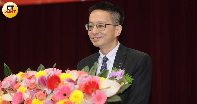 衛福部疾管署長羅一鈞今天出席衛生福利部疾病管制署卸任、新任署長交接暨宣誓典禮。（圖／周志龍攝）