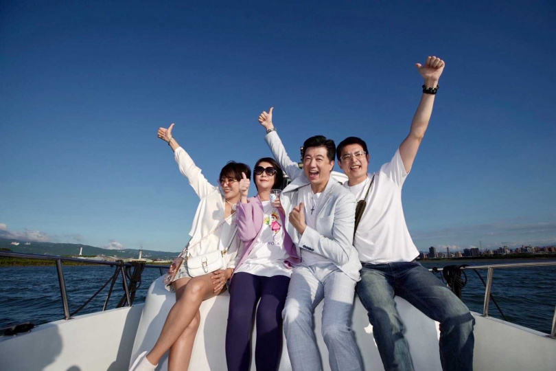 吳皓昇、文汶慶祝品牌7週年，邀李沛綾、田家達參加遊艇派對。（圖／民視）