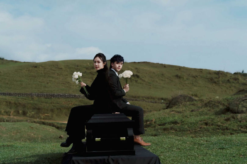 田亞霍拍新歌MV找來鄉民女神鄔又曦跨刀客串。（圖／猫少娛樂工作室提供）