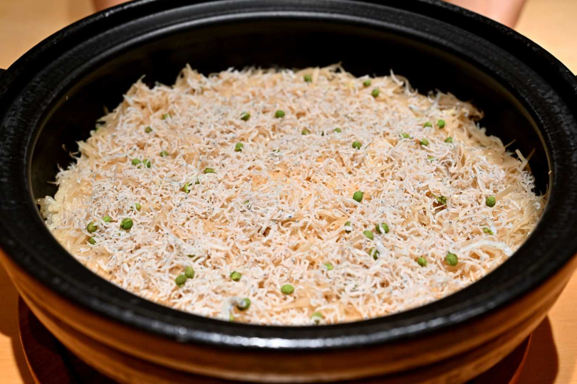 盛宴尾聲送上甲魚雜炊，溫潤滋養讓暑意全消。(圖／匠樂提供)