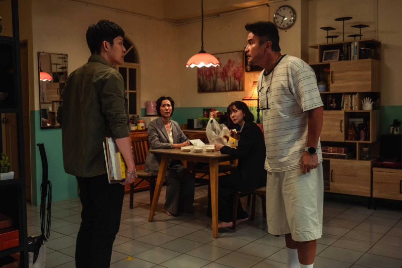 林毓家與李銘順有一場一分鐘連珠炮互罵的精彩段落。（圖／萬騰文化創意）