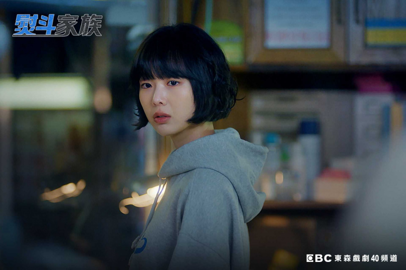 琴世祿挑戰詮釋視障者。（圖／東森提供）