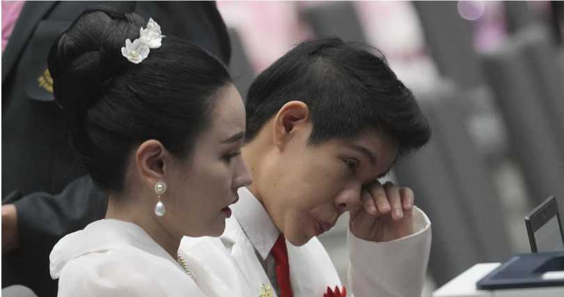 佛教為主的泰國仍存保守價值觀,許多LGBTQ+人士依舊面臨日常歧視。(圖/達志/美聯社)