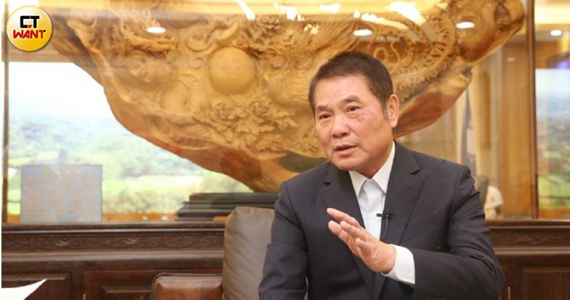 苗栗縣長鍾東錦（中）呼籲中央爭取最終對美關稅至少比照日本與南韓15％規模。（圖／趙世勳攝）