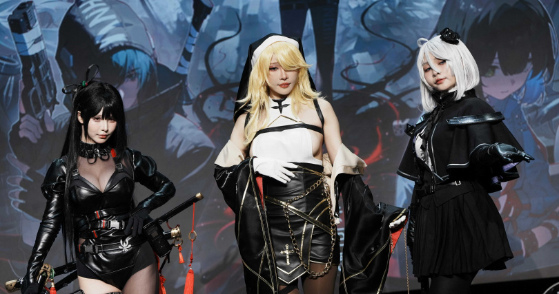 活動特別邀請COSER魔理花、餓小璇、鶴葵扮演遊戲中當紅角色。（圖片提供／遊戲官方）