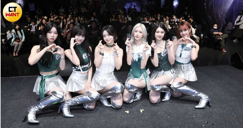 幻藍小熊分享與羅時豐合作的心得。(圖/侯世駿攝)