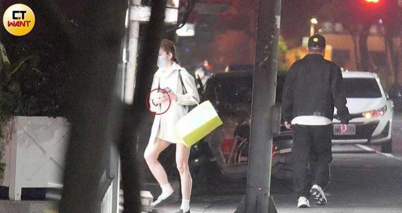 去年三月楊千霈被本刊捕捉到跟春風去知名旅館慶生。（圖／本刊攝影組）