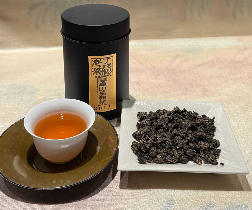 2013年福壽山烏龍茶茶品與湯色表現。（圖／吳德亮攝影）