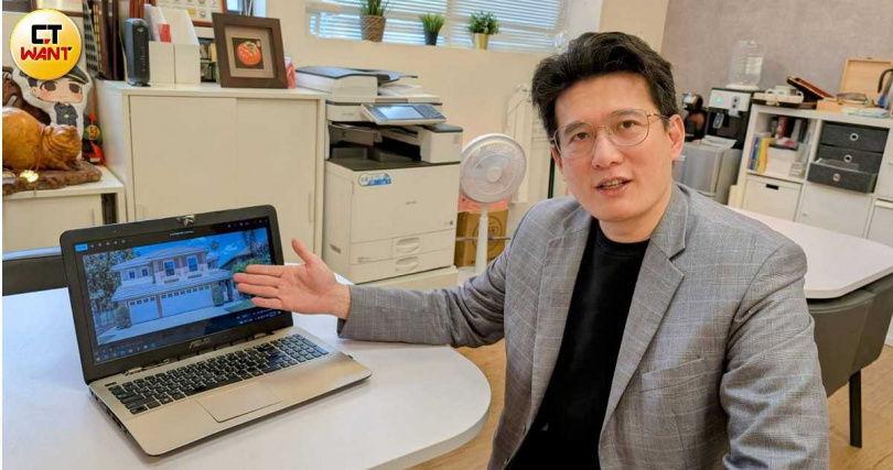 文明人權協會理事長張凱鈞指出，沈伯洋2017年出售位在爾灣的房產，緊接著在普拉森登錄了另一棟豪宅。（圖／甯其遠攝）