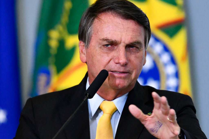 波索納洛目前被羈押在巴西利亞聯邦警察局的獨立房間內