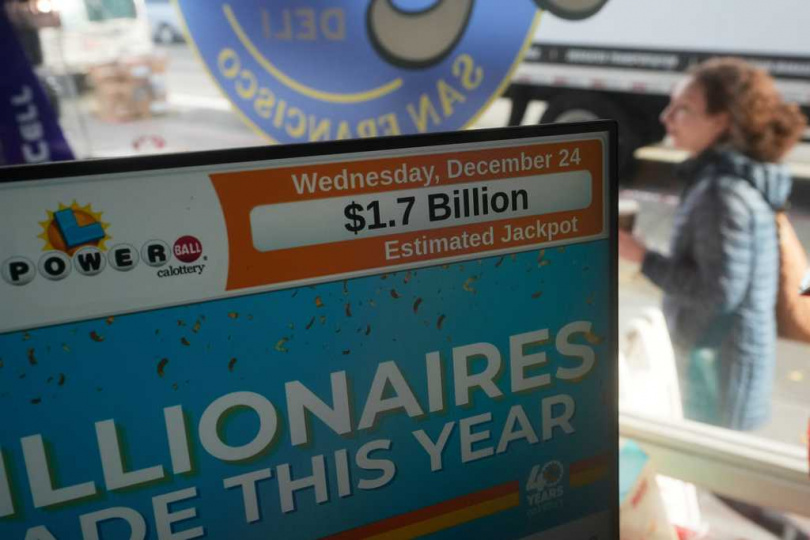 威力球彩券每張售價2美元，平安夜開出天價頭獎，終結長達3個月無人中獎紀錄。