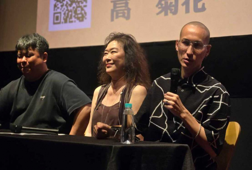徐紹綱（左起）、熊儒賢、劉珞亦以輕鬆淺白的方式，講述轉型正義的進程與重要性。（圖／野火樂集提供）