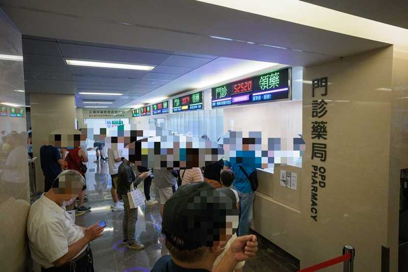 台大醫院今年初曾爆出電腦斷層（CT）檢查排程塞車，部分民眾得等上半年，引發醫療量能疑慮。（示意圖／報系資料照）&nbsp;