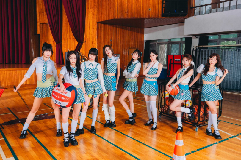 W!nky至韓國拍攝MV。(圖/緯來電視網 × 泰坦星文創提供)