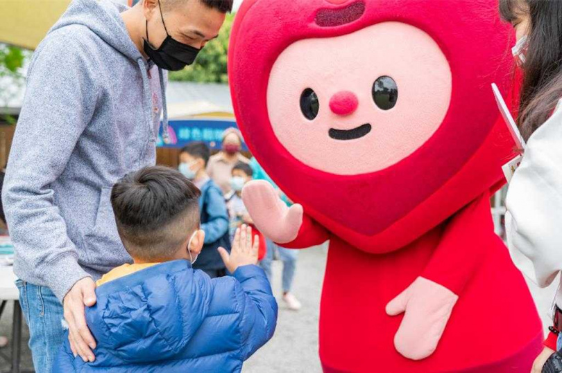 兒盟呼籲透過合理控管手機與積極推廣運動，將休閒轉化為孩子成長的活力泉源。（兒盟提供）