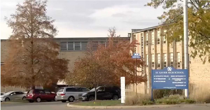 受害17歲學生庭上痛訴遭威脅、遭性侵長期受折磨。（圖／翻攝自FOX 19）